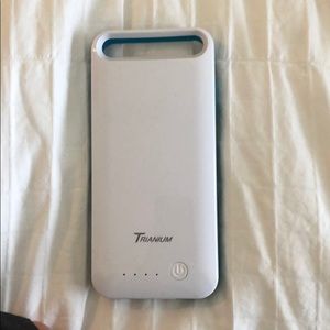 iPhone 6 rechargeable case